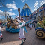 EP25_SST_Shows_Parade_43